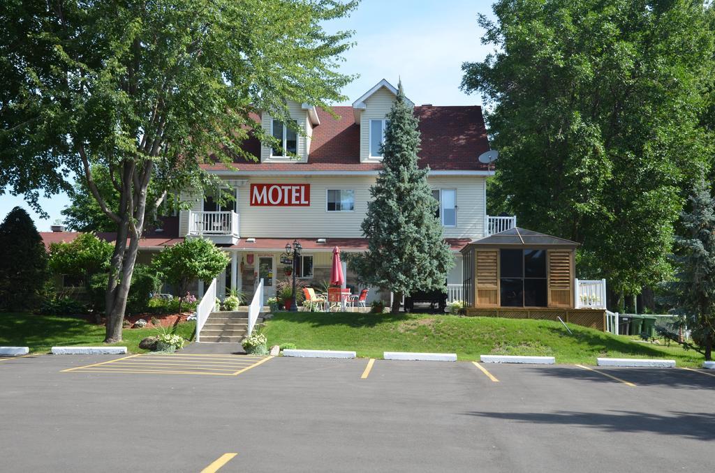 Motel Derfal Репантиньи Экстерьер фото